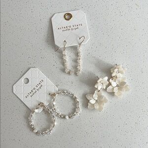 Altar'd State Bridal Pearl and Floral Earrings Set